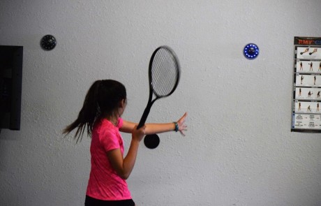 Tennis reaction training